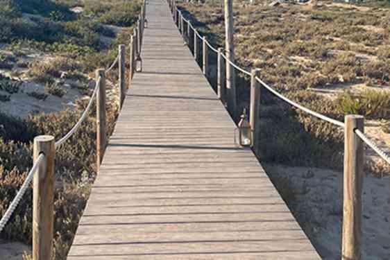 Badebro ved Costa de Caparica