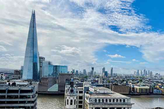 The Shard set fra The Monument