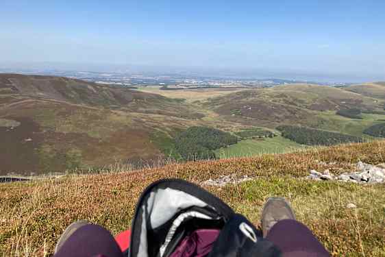 Pause med udsigt over Edinburghs smukke natur