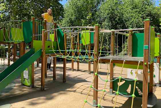 Offentlig legeplads i Paris