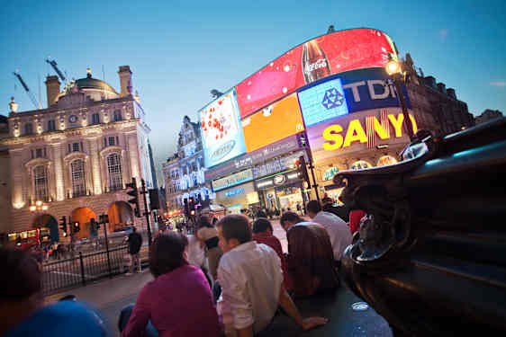 Piccadilly Circus