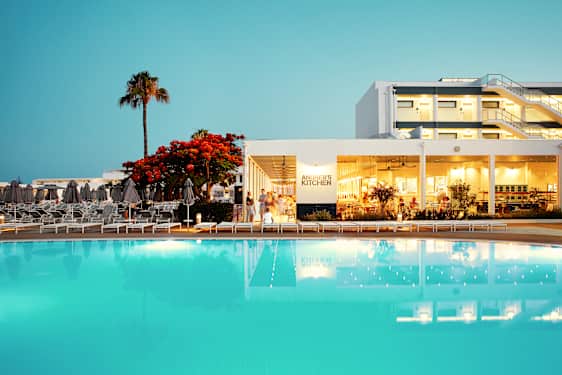 Sunwing Sandy Bay Beach