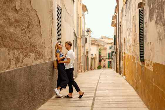 Par i den gamle by i Palma