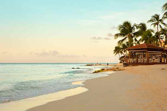 Rejs på pakkerejse med rutefly til Aruba