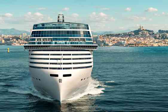 MSC skib forlader havnen