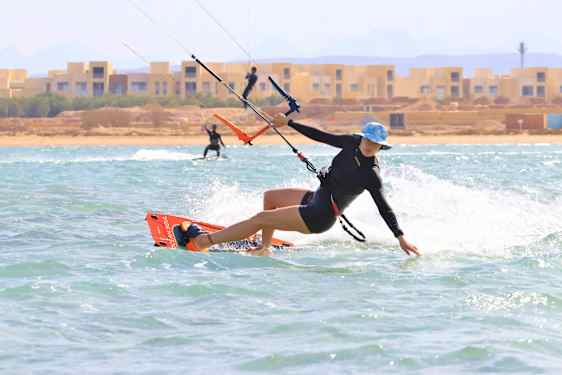 Kitesurfing til Egypten med Emely Freja