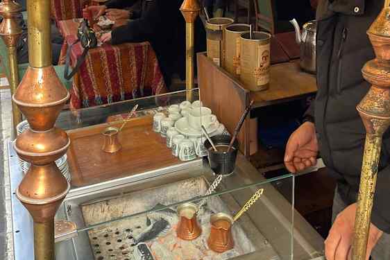 Kaffen varmes op over kul