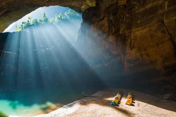 Grottor i Quang Binh