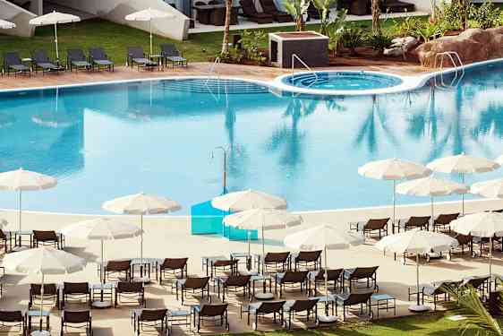 Radisson Blu Resort & Spa Mogan