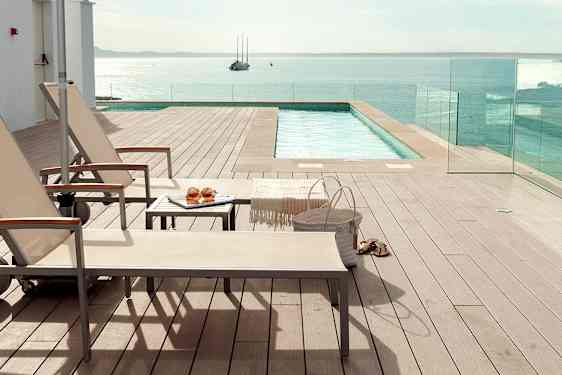 Solsenge på Ponent Mar