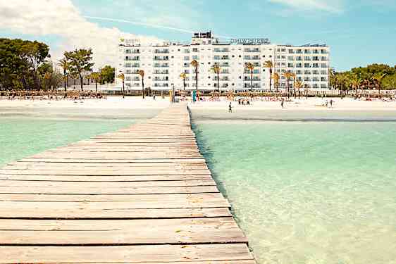 Badebroen ved Sunwing Alcudia Beach