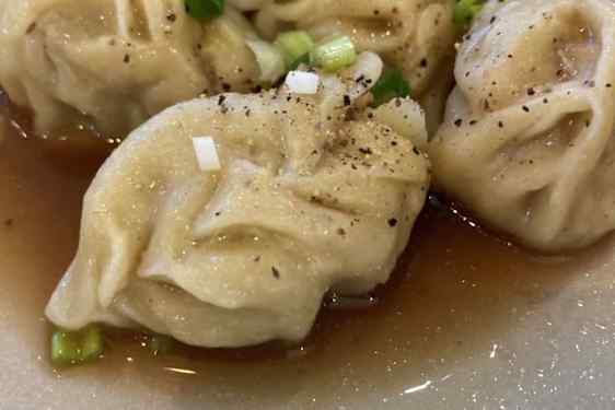 De velsmagende koldūnai  –  dumplings med fyld af kød, svampe eller andre ingredienser