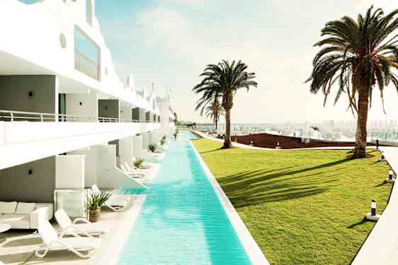 Ocean Beach Club i Playa del Cura