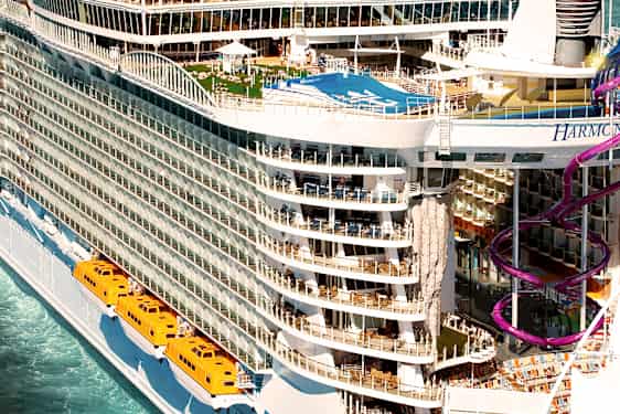 Världens högsta rutschkana på Harmony of the Seas