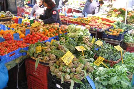 Lokalt madmarked i Rom.