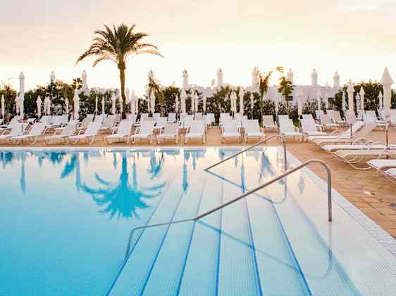 Hotellets pool