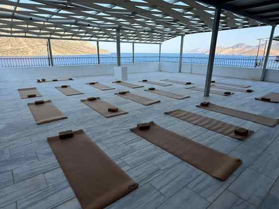 Yogaterrassen på hotellet