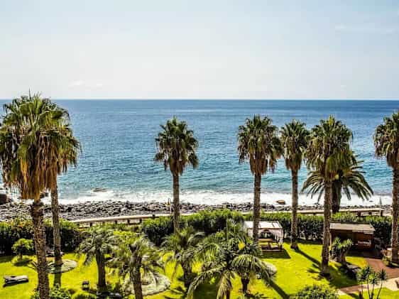 Vandfald. Foto: Unsplash