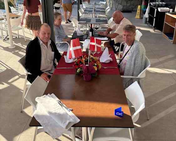 Heiner og Lene fejrer rubinbryllup på Altamar.