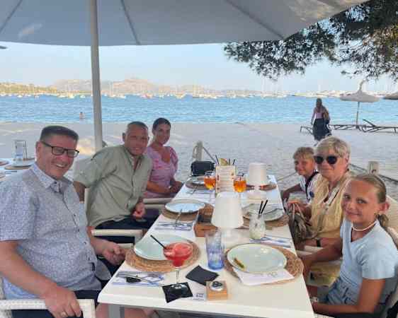 Allan og familien