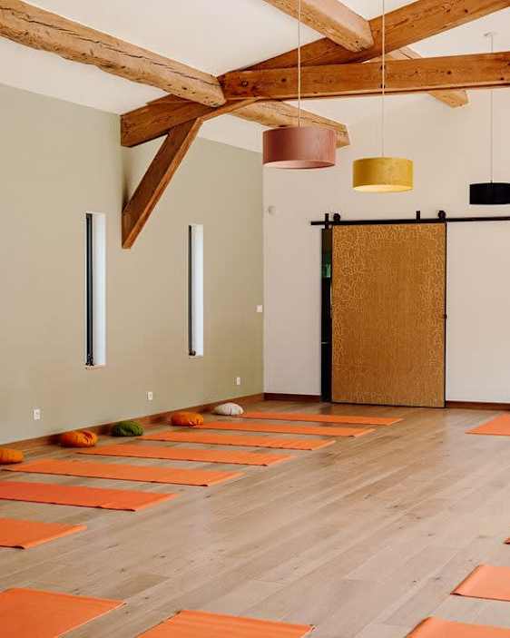 Bjerg midt i vandet. Foto: Unsplash