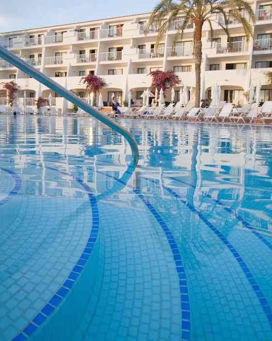 Sunprime Atlantic View swimming pool