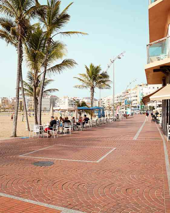 Las Canteras beach promenade
