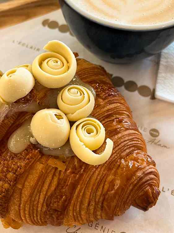 L'Eclair de Génie Café