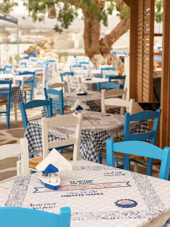 Hyggelig taverna i Makrigialos