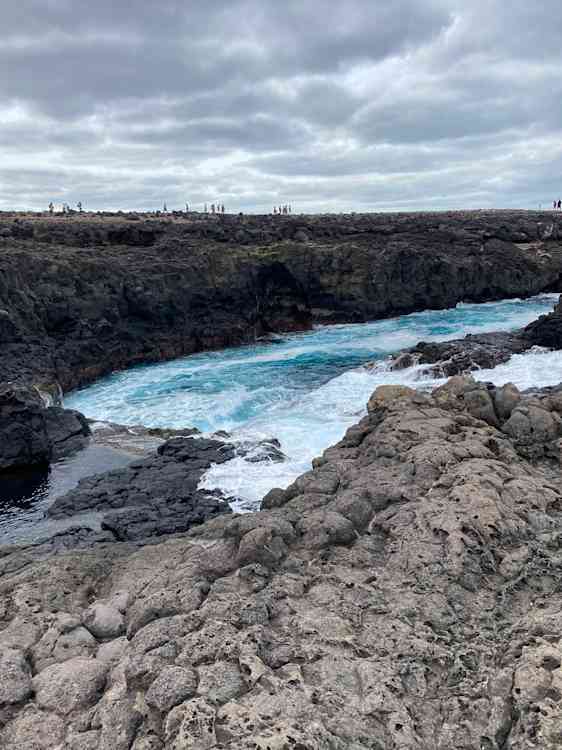 Havbassin og smuk natur