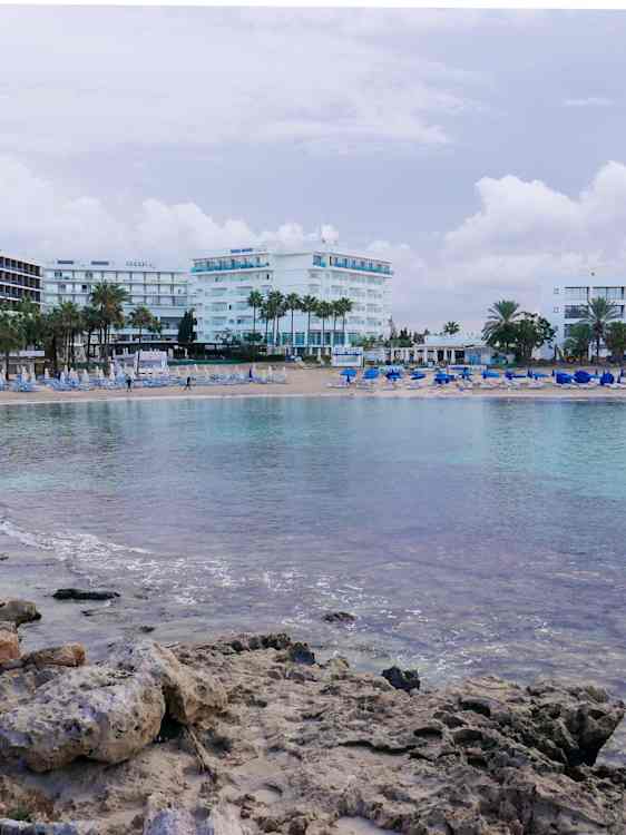 Sandy Bay Beach på Cypern