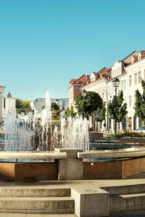 Rådhustorvet ligger i Den gamle by i Vilnius