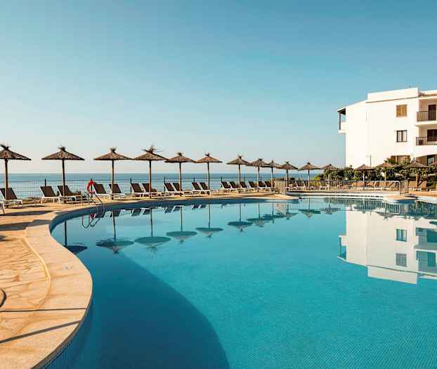 Alua Suites Las Rocas - Bestil hotel i Cala d'Or hos Spies