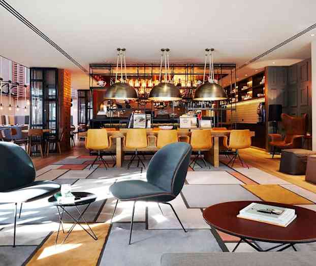 Siddeområde i lobbyen