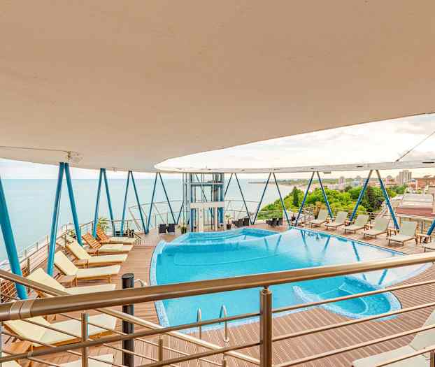 Hotellets poolområde