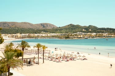 Den børnevenlige strand i Alcudia, Mallorca