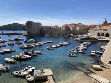 Havnen i Dubrovniks Gamle by