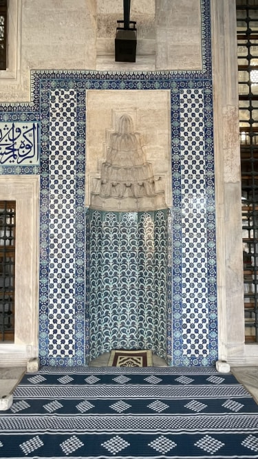 Rustem Pasha Moskéen har de smukkeste blå mosaikker