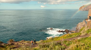 Besøg smukke Madeira, når du har ferie i april