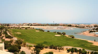 Spil golf i Egypten