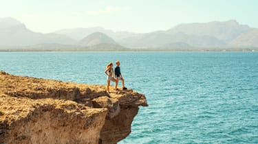 Par vandrer på Mallorca