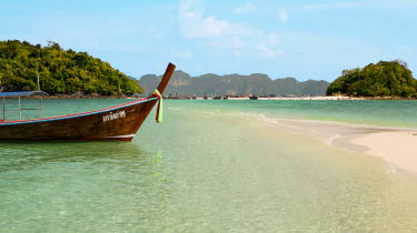 Båd i vandet ved Krabi