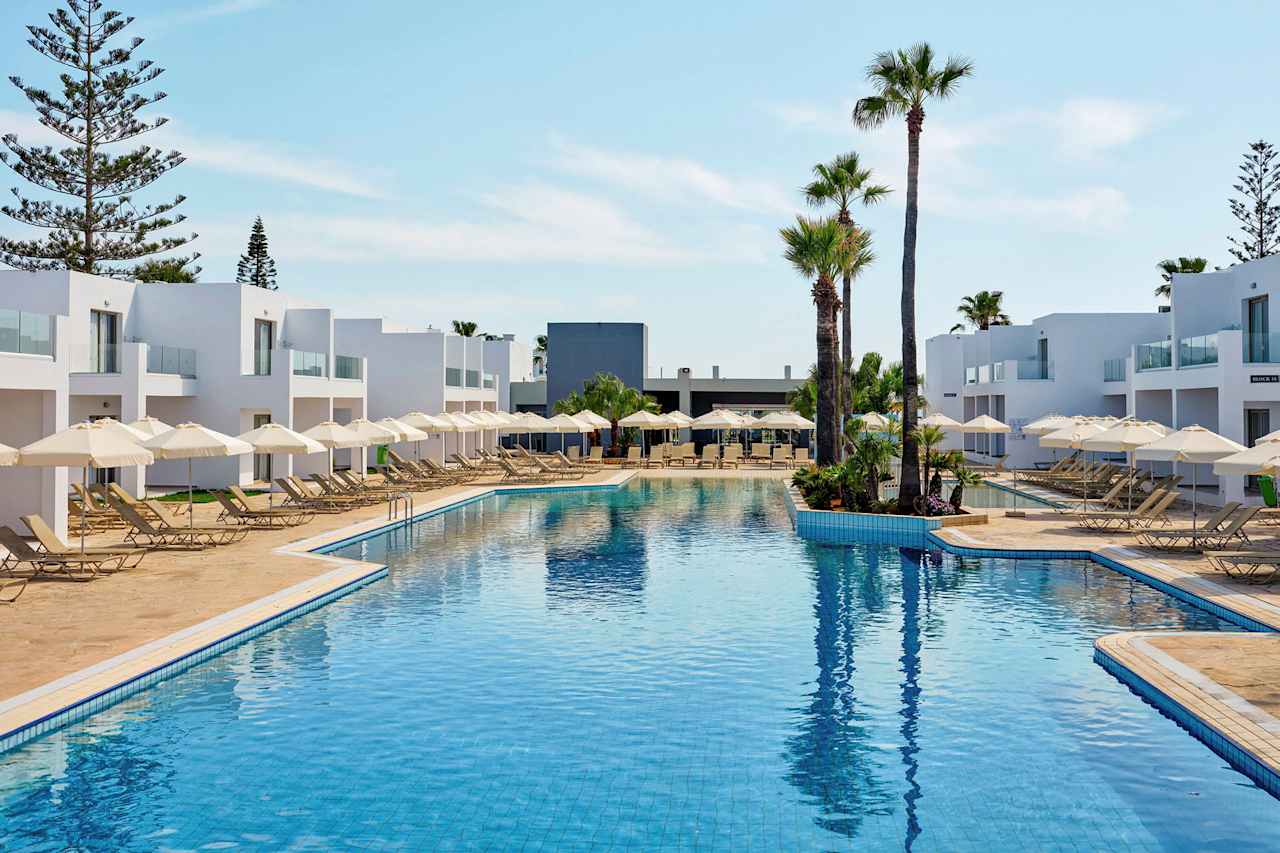 Billede av hotellet Atlantica Panthea Resort - nummer 1 af 30