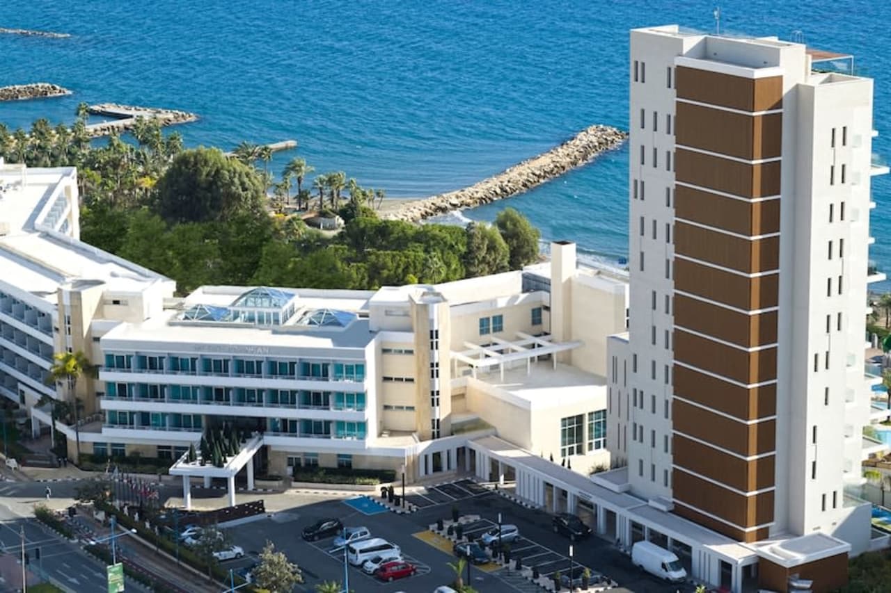 Billede av hotellet Mediterranean Beach Hotel - nummer 1 af 108
