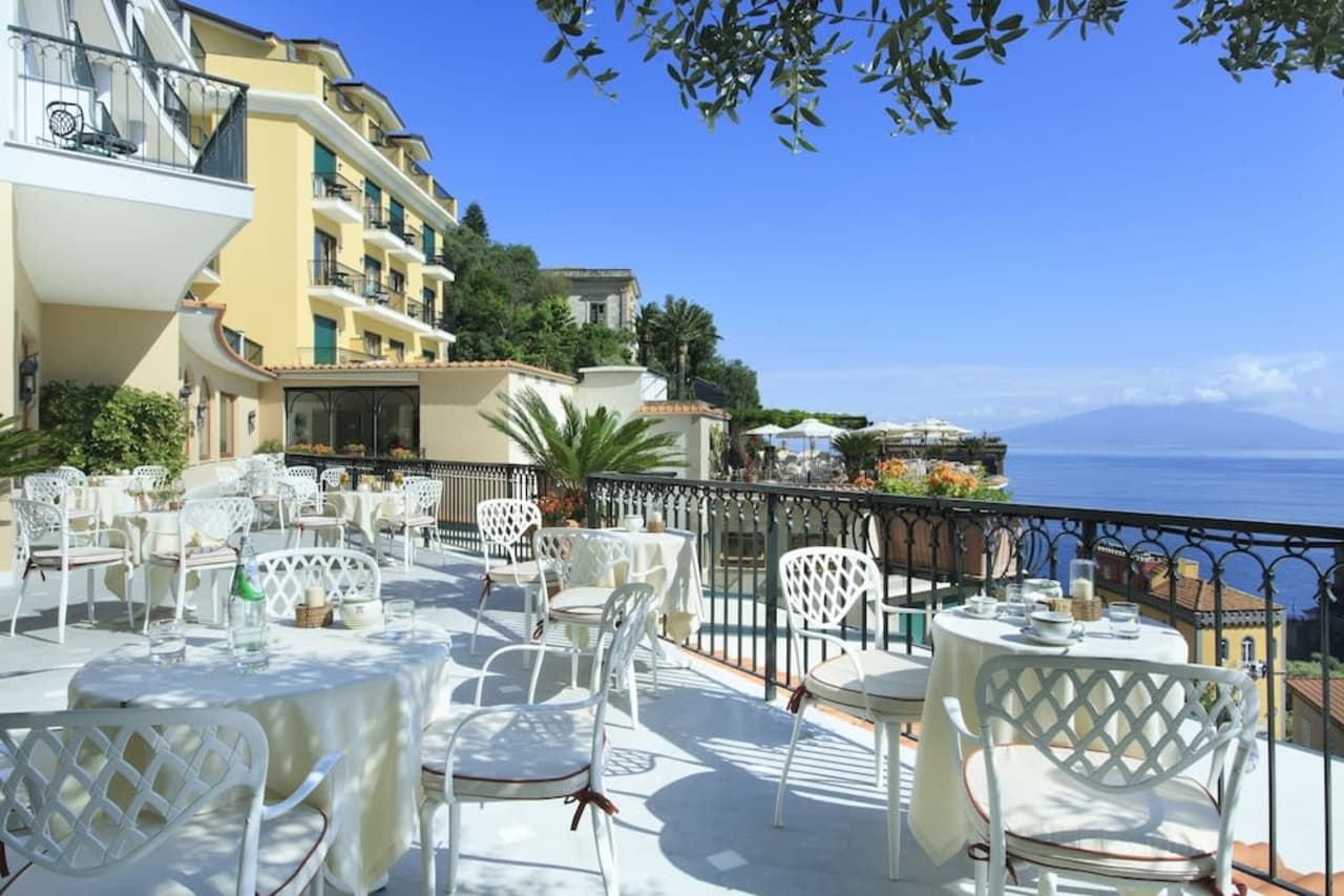 Billede av hotellet Grand Hotel Capodimonte - nummer 1 af 71