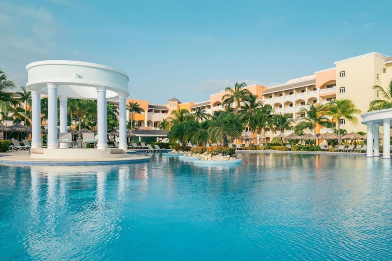 Billede av hotellet Iberostar Selection Rose Hall Suites - All Inclusi - nummer 1 af 164