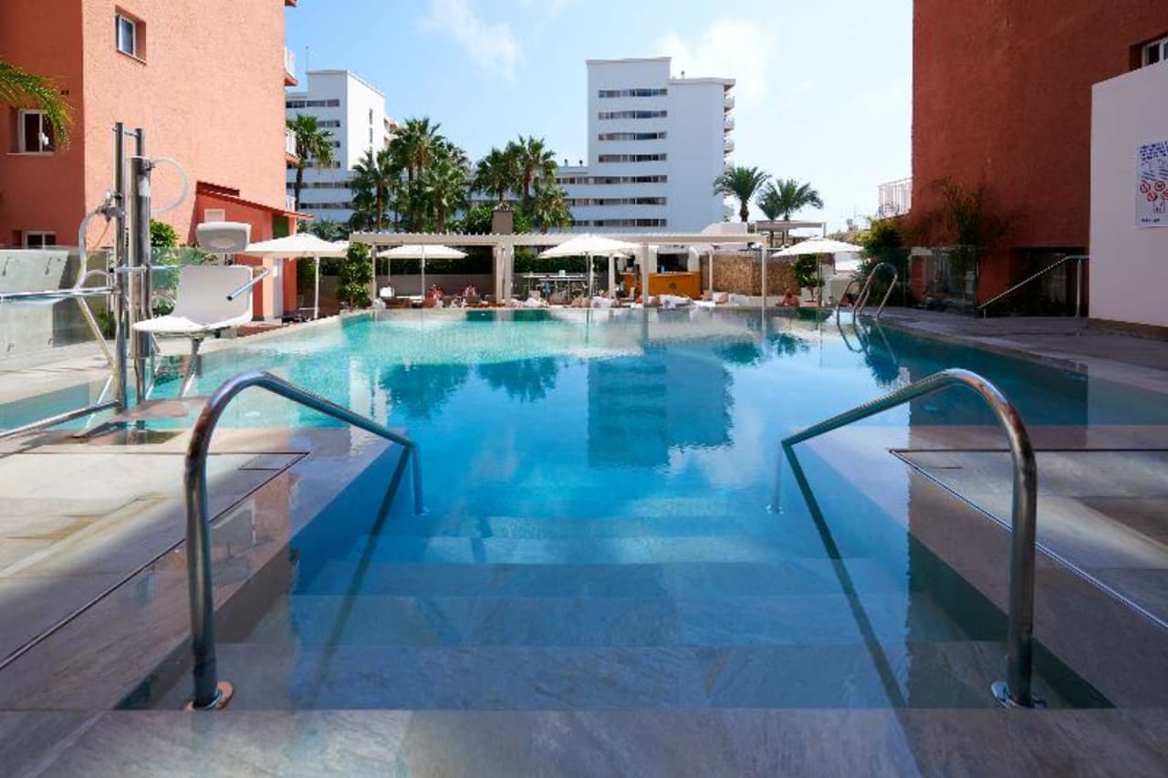 Billede av hotellet Hotel Fénix Torremolinos Adults Only Recommended - nummer 1 af 67