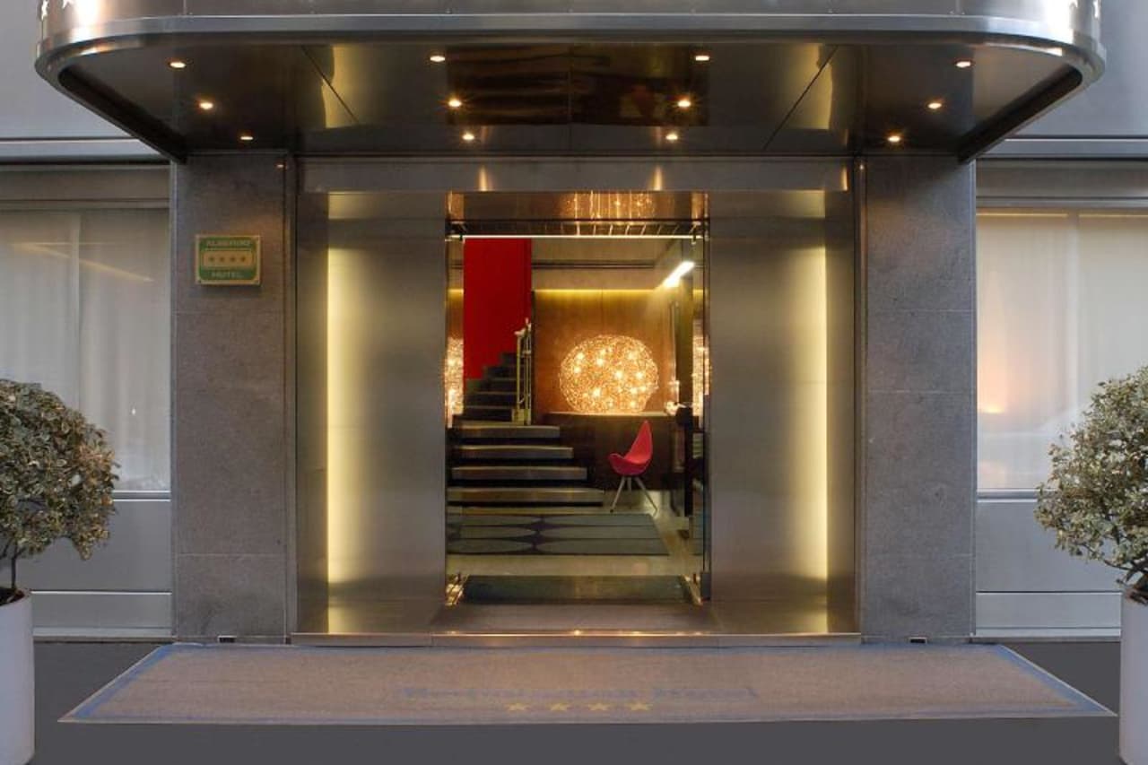 Billede av hotellet Mediolanum - nummer 1 af 39