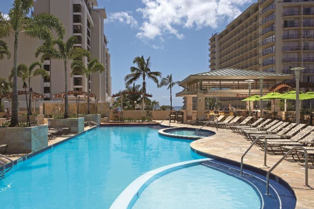 Billede av hotellet Embassy Suites by Hilton Waikiki Beach Walk - nummer 1 af 533