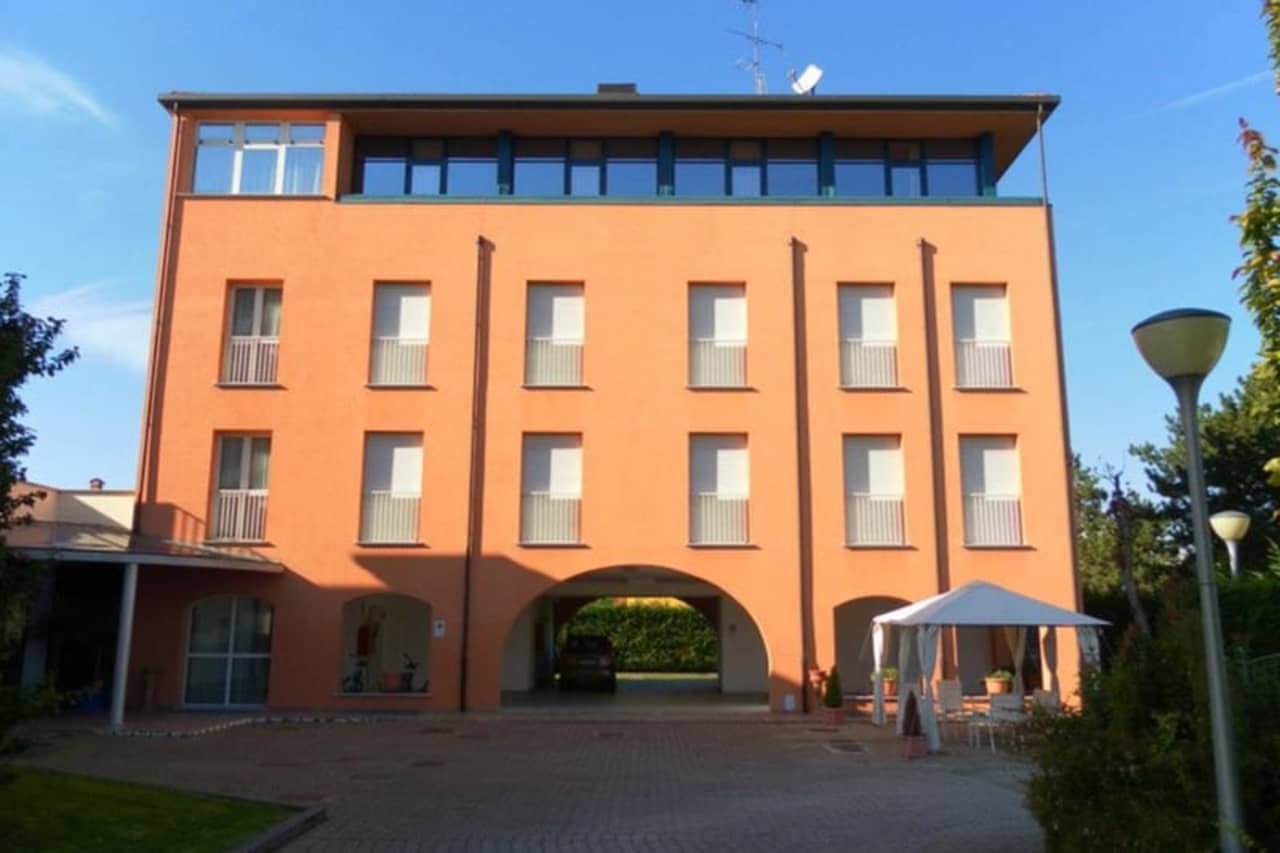 Billede av hotellet Bleis Hotel - nummer 1 af 13